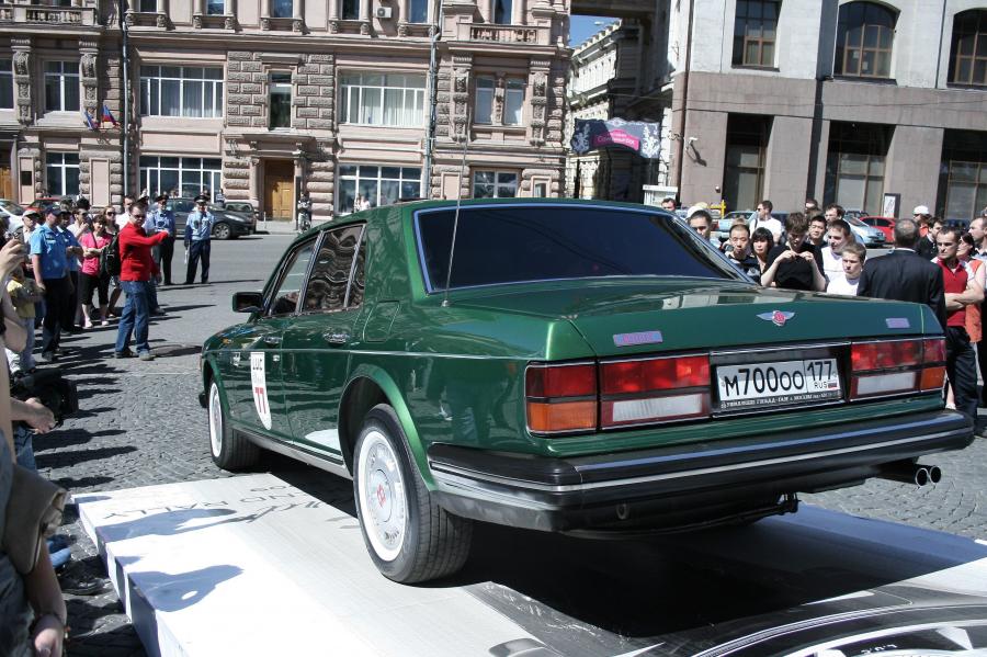  Bentley Turbo R 1985 года  (фото 6 из 15)